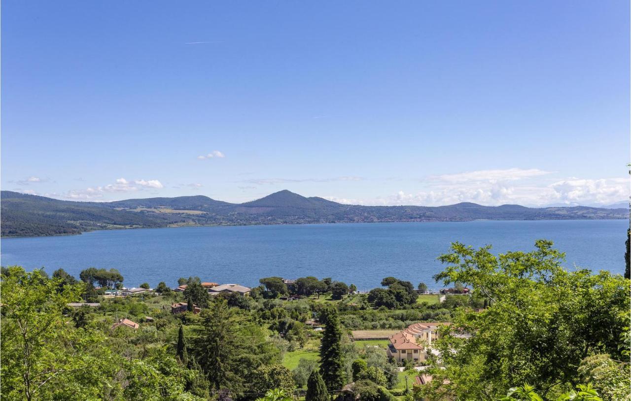 Cozy Home In Anguillara Sabazia With Kitchenette Экстерьер фото