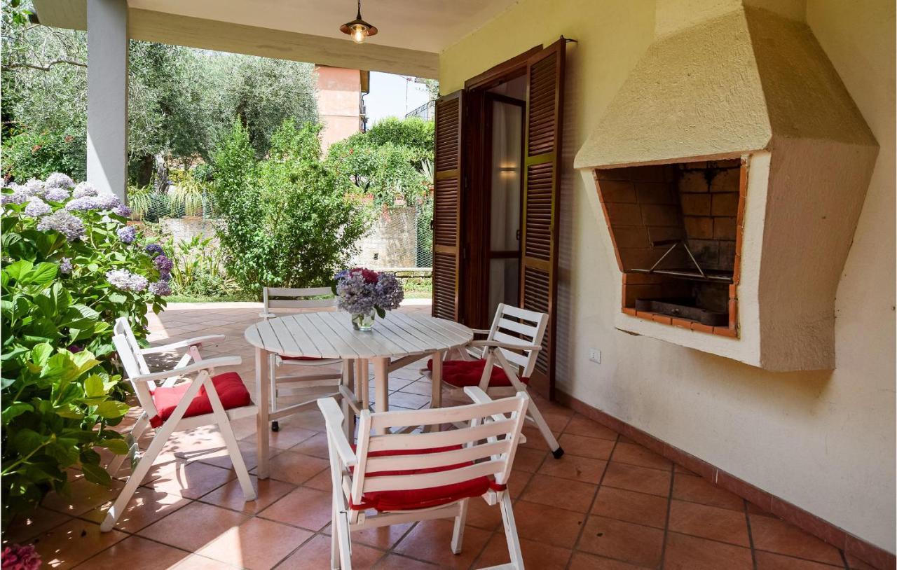 Cozy Home In Anguillara Sabazia With Kitchenette Экстерьер фото