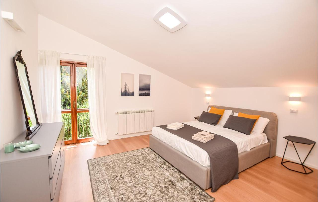Cozy Home In Anguillara Sabazia With Kitchenette Экстерьер фото